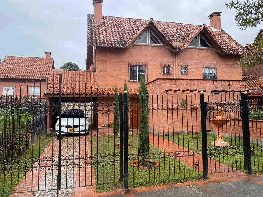 Hermosa Casa , Con Parqueadero En Rionegro Cerca Al Aeropuerto Villa Exterior photo